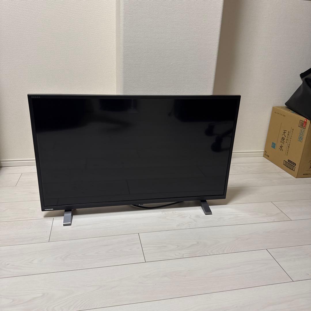 【出品本日終了】送料込み　東芝 REGZA 32V34 液晶テレビ 23年製