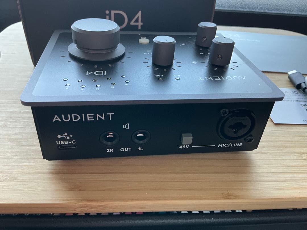 AUDIENT iD4mkIl オーディオインターフェイス