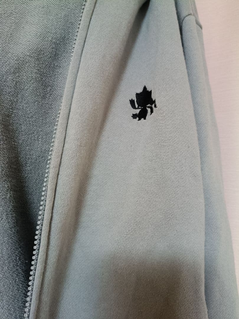 ジュペッタ　パーカー　ポケモンセンター