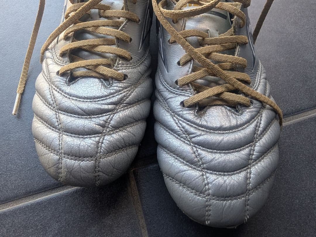 【おたんこナース】モレリアネオ4　シルバー　23.5cm