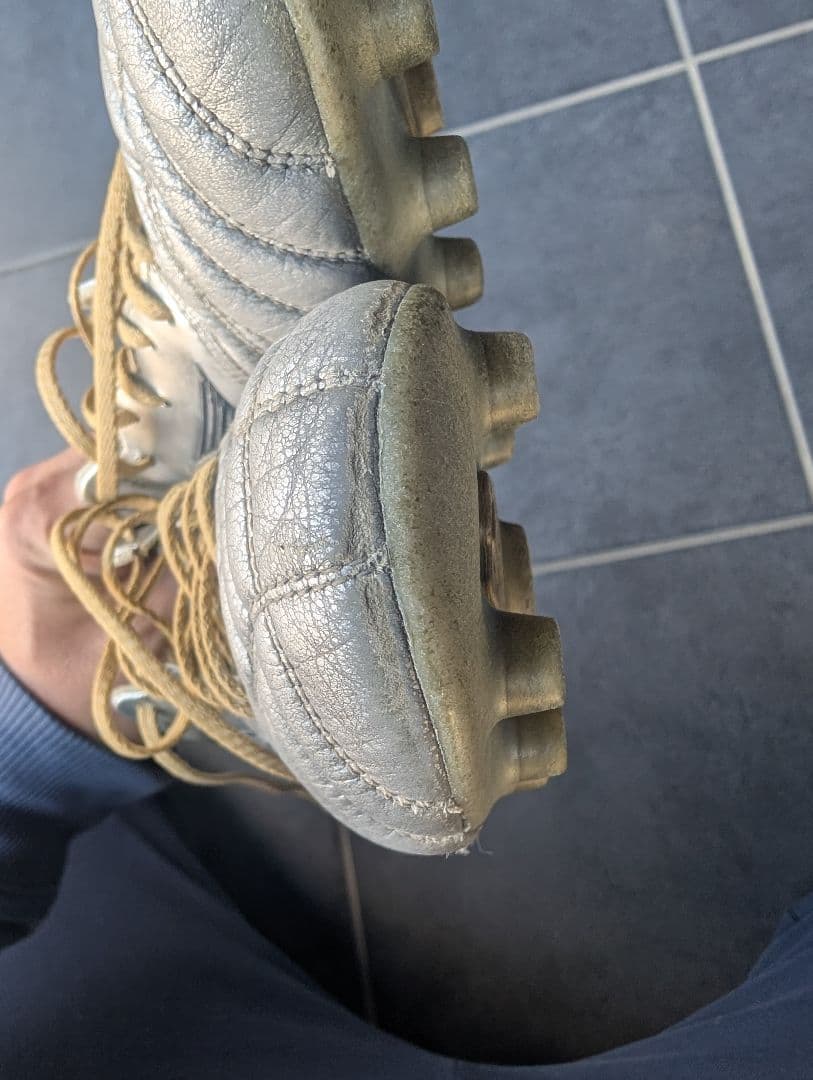 【おたんこナース】モレリアネオ4　シルバー　23.5cm