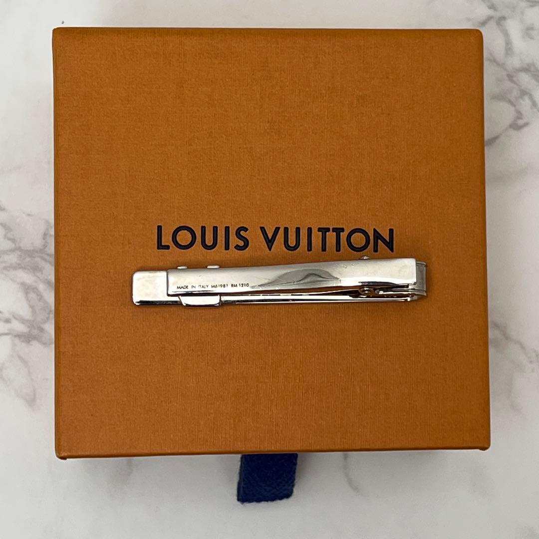 ルイヴィトン ネクタイピン・LV イニシャル ネクタイピン 現行品 シルバー
