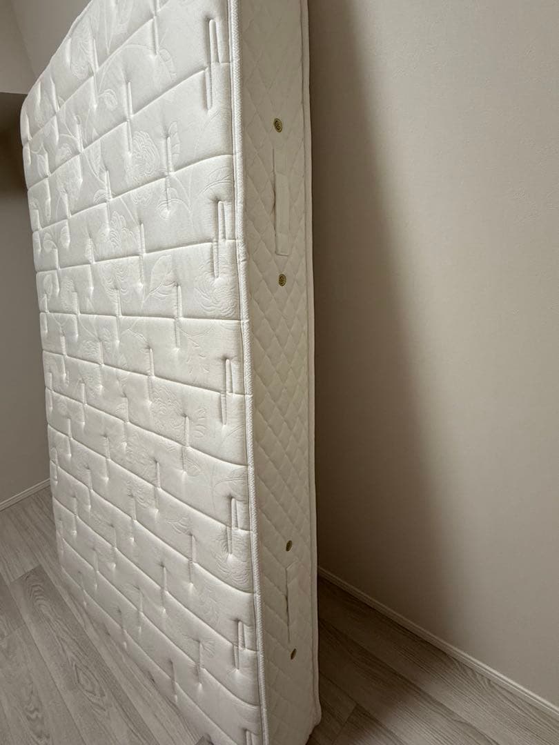 日本ベッド　シルキーポケット　レギュラー　セミダブル　マットレス　ベッドパット付