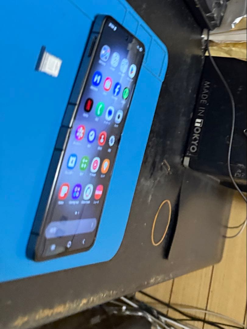 海外SIMフリー Samsung Galaxy Z Flip5 グラファイト