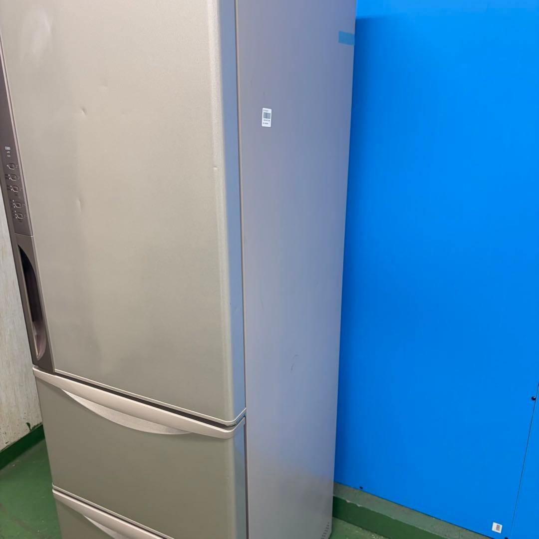 718 大型冷蔵庫　300L強 極美品　真空チルド　自動製氷機　一人暮らしにも！