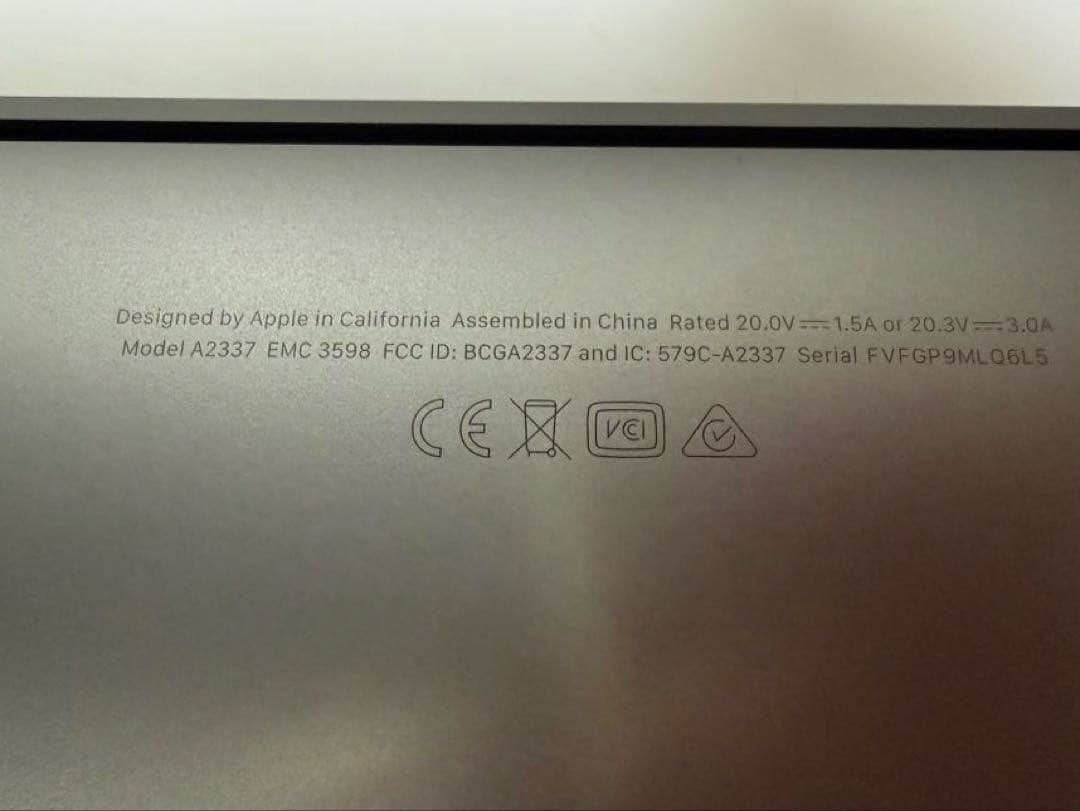 MacBook Air M1 A2337 ジャンク（8G/512G）