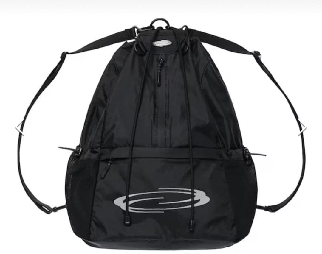 金欠学生 opening project バッグ　ナギョン、レイ着用