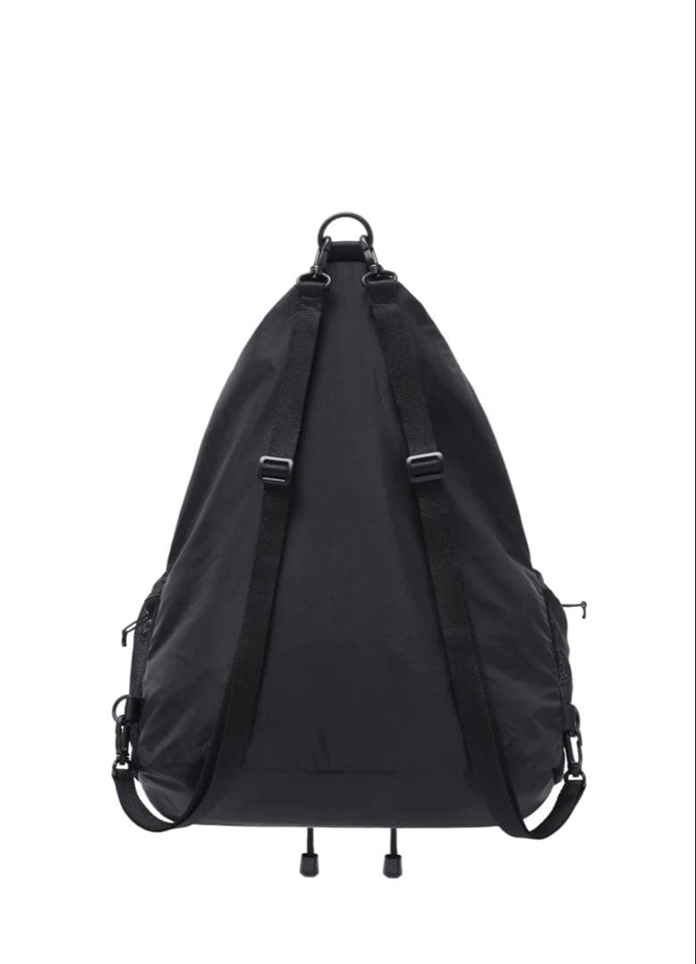 金欠学生 opening project バッグ　ナギョン、レイ着用