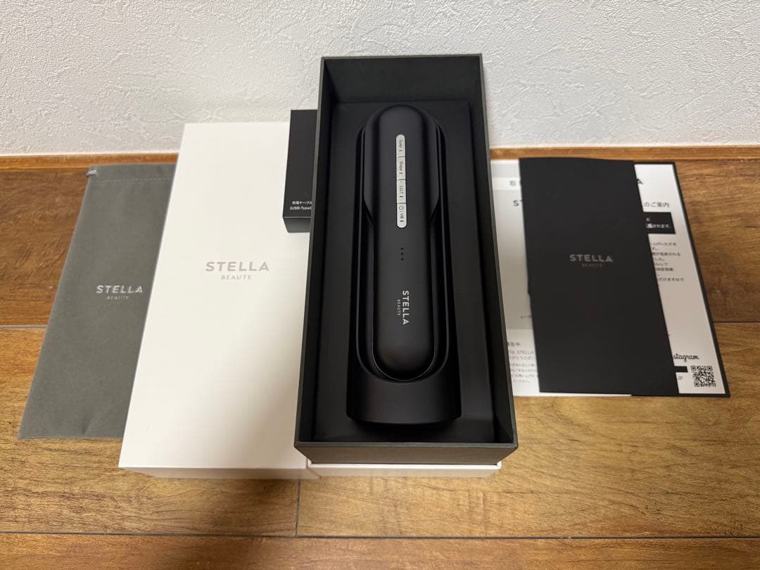 【美品】ステラボーテ レーザー＆EMS リフトブラシSTELLA BEAUTE