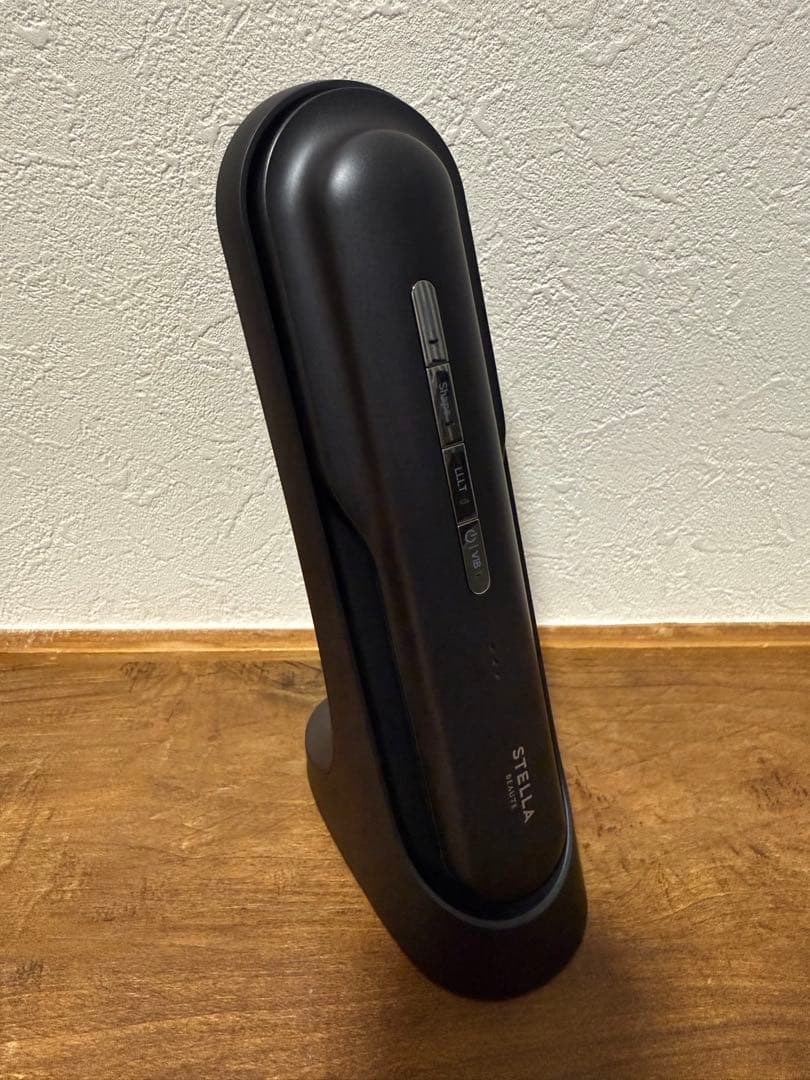 【美品】ステラボーテ レーザー＆EMS リフトブラシSTELLA BEAUTE