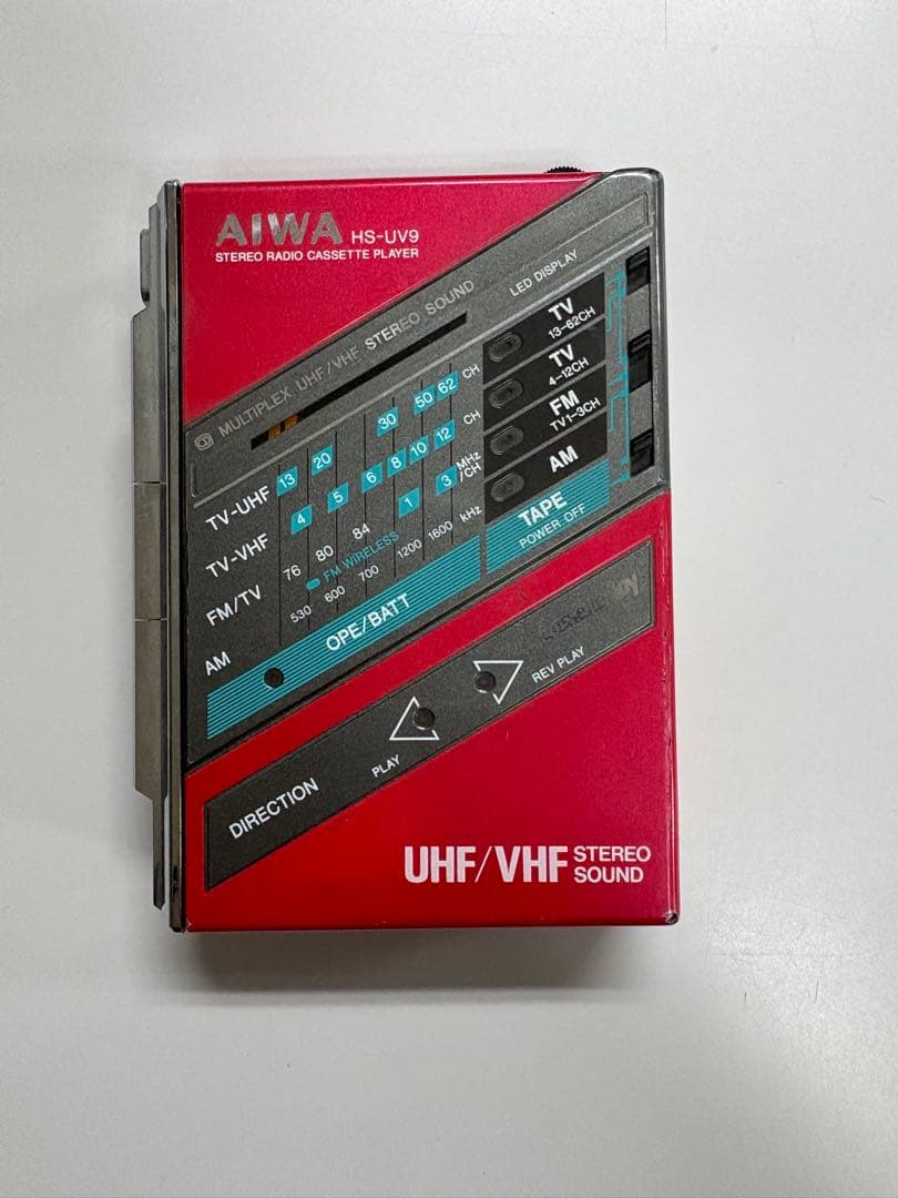 当時物　AIWA HS-UV9 アイワ ラジオカセットプレーヤー