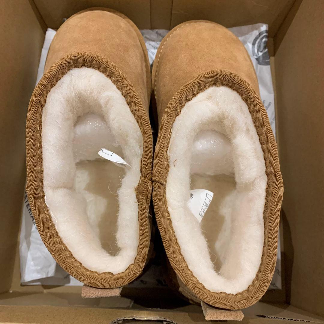 未使用♡UGG クラシックミニ　24センチ　ブラウンムートンブーツ厚底