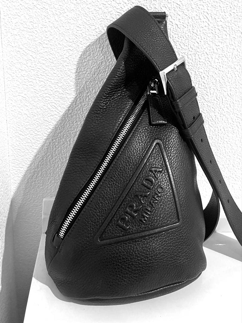 PRADA ヴィッテロダイノ　ショルダーバッグ