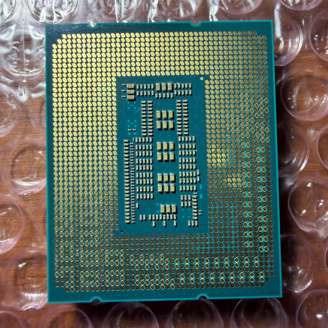 Intel Core i7-13700F CPU 動作未確認 ジャンク扱い