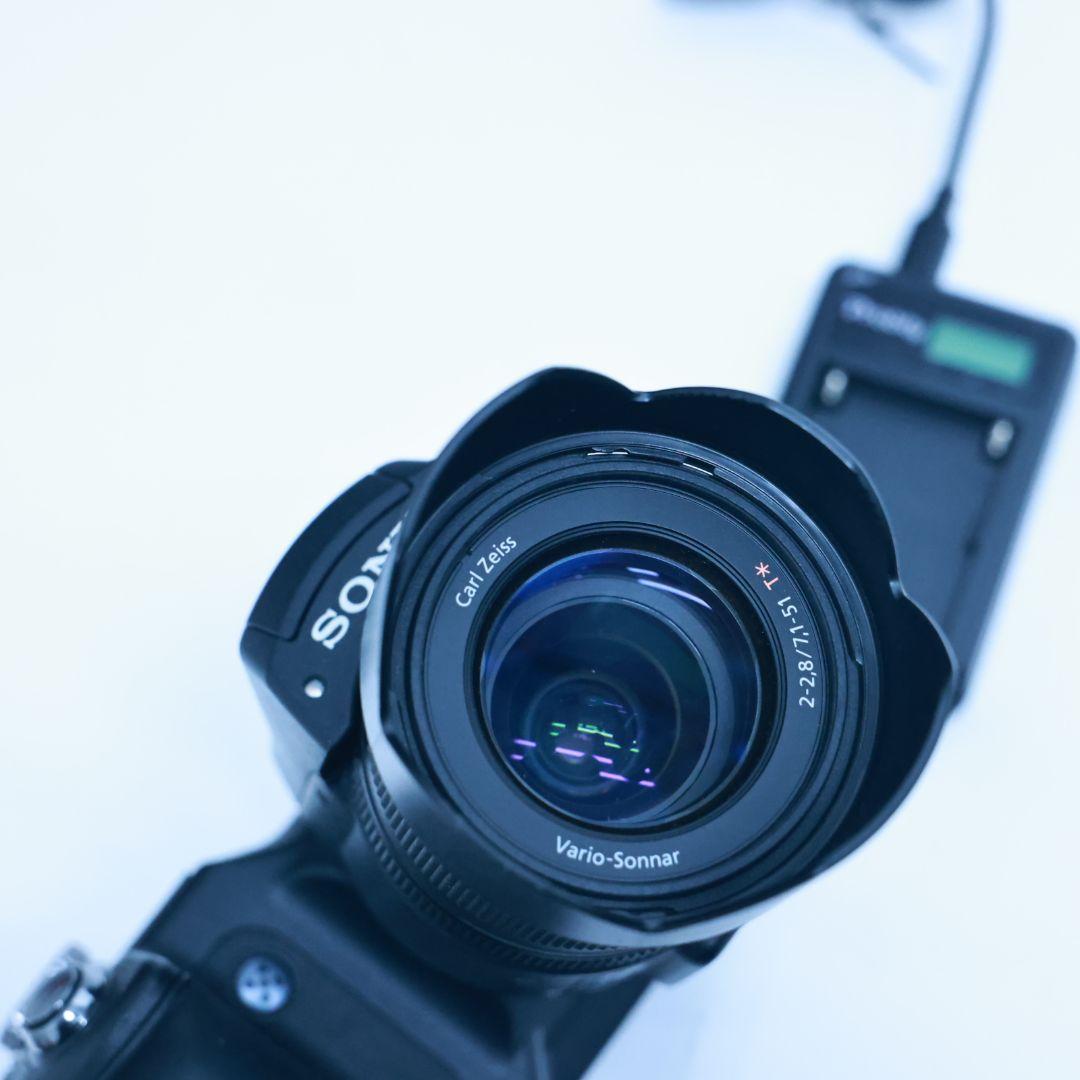 SONY Cyber-shot DSC-F828 デジタルカメラ　メモリー付