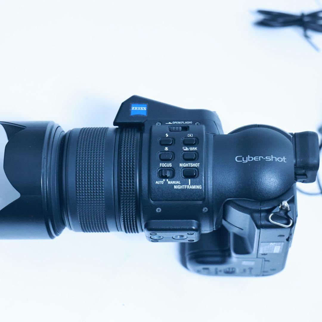 SONY Cyber-shot DSC-F828 デジタルカメラ　メモリー付