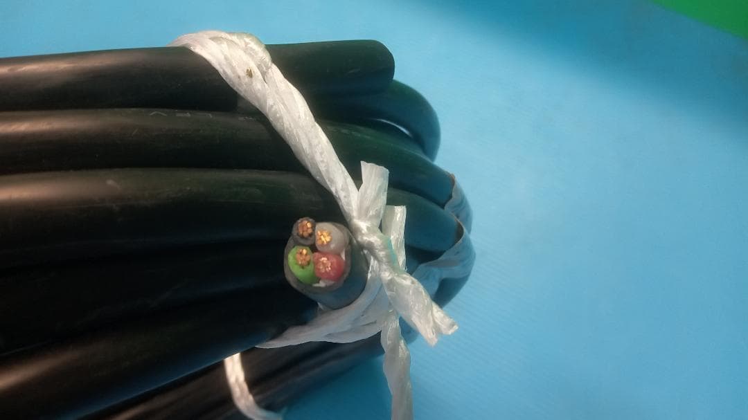 600V CVケーブル　4×5.5　No.224