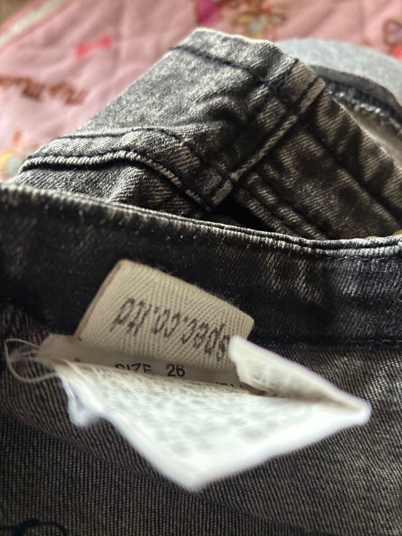 d.i.a.ダークグレー ショートパンツ サイズ26