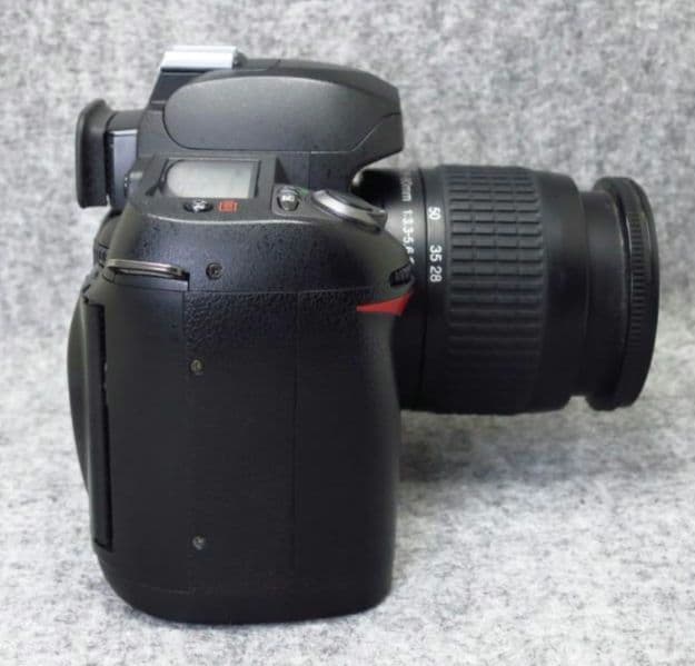 Nikon D70s　ズームレンズ付