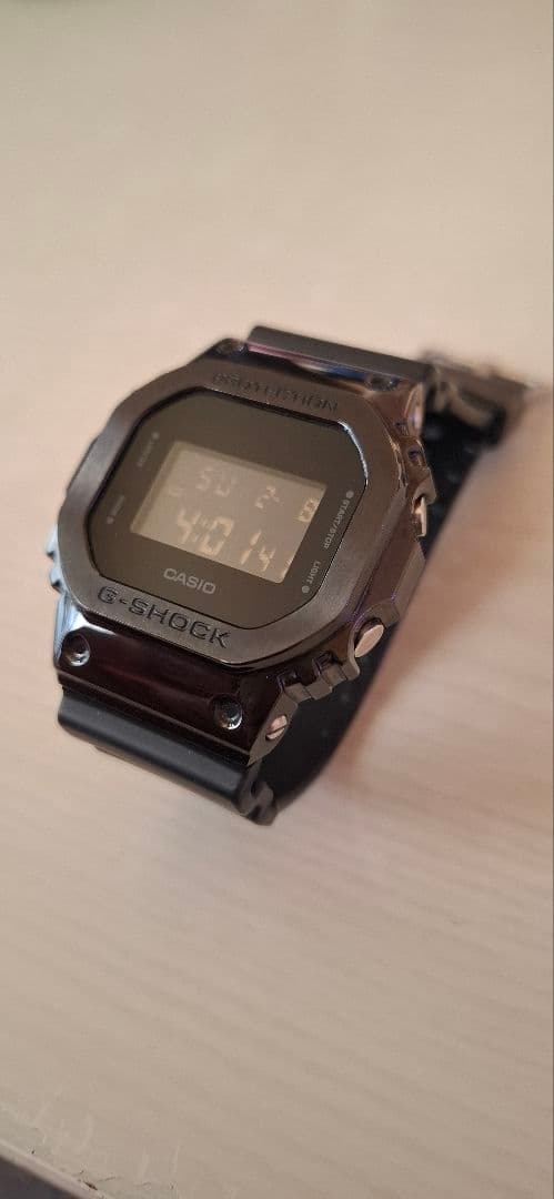 CASIO G-SHOCK GM-5600Bメタルベゼル美品