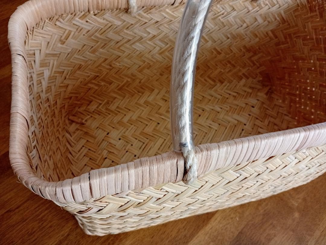 鳥越スズ竹細工【市場かご】大サイズ：岩手県二戸職人の手作り工芸品