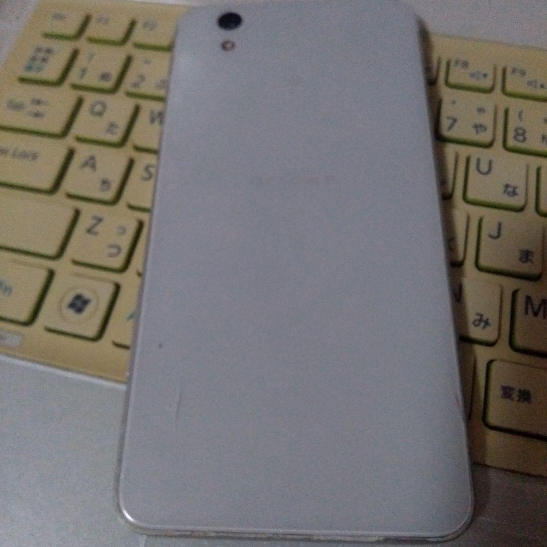 docomo スマートフォン本体 ホワイト 画面ひび割れ