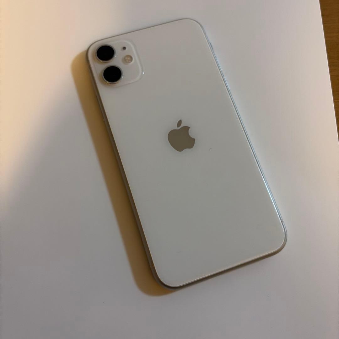 スマートフォン本体 iPhone11(64GB)