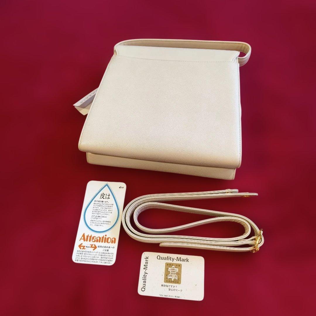 Whiteboo!!様 ジバンシー牛革　日本製　ハンドショルダー