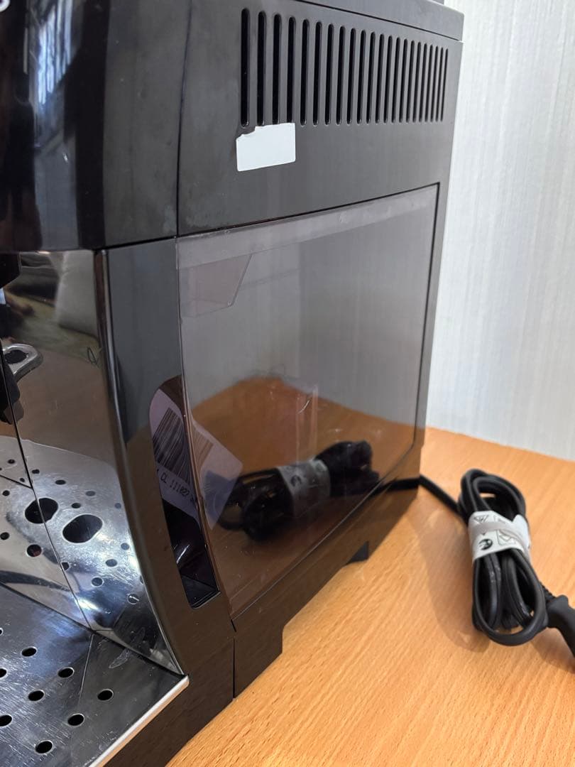 デロンギ　マグニフィカS ECAM22110B