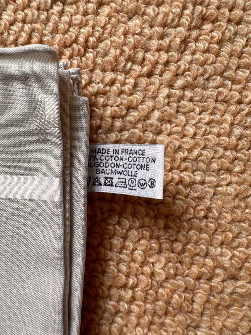 新品未使用 エルメス HERMES ハンカチ 2枚セット グレーピンク紙袋リボン