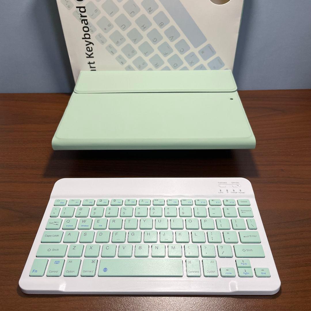 (美品) iPad 10.2 第8世代 WiFi 32GB キーボード付き