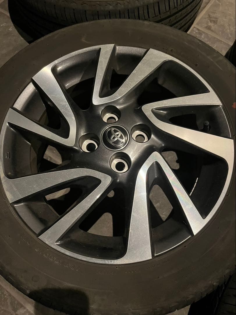 アクア16インチ ホイールセット バリ溝