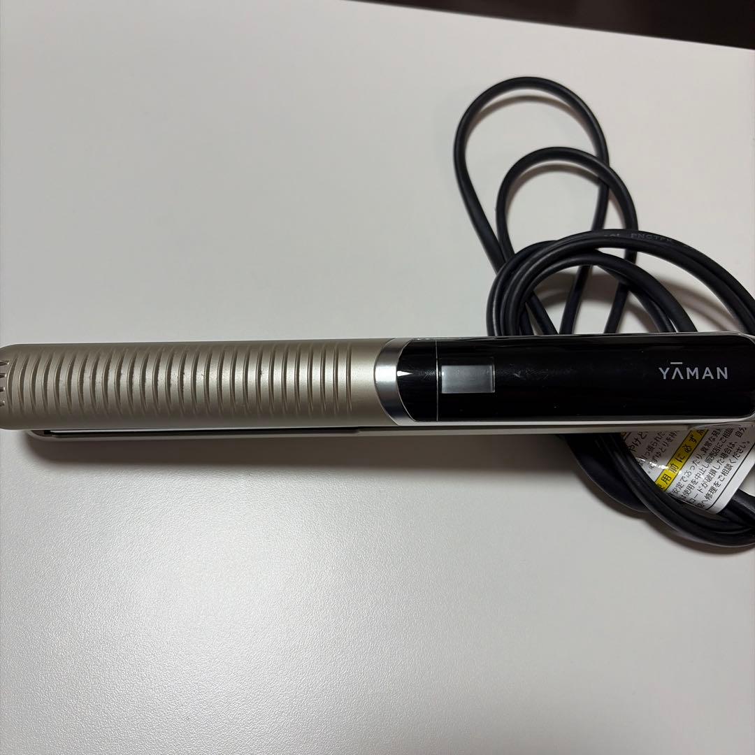 ヤーマン スムースアイロンフォトイオン　2022年購入　YJHBON