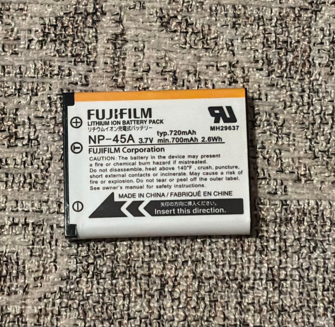 Fujifilm FinePix Z ピンク