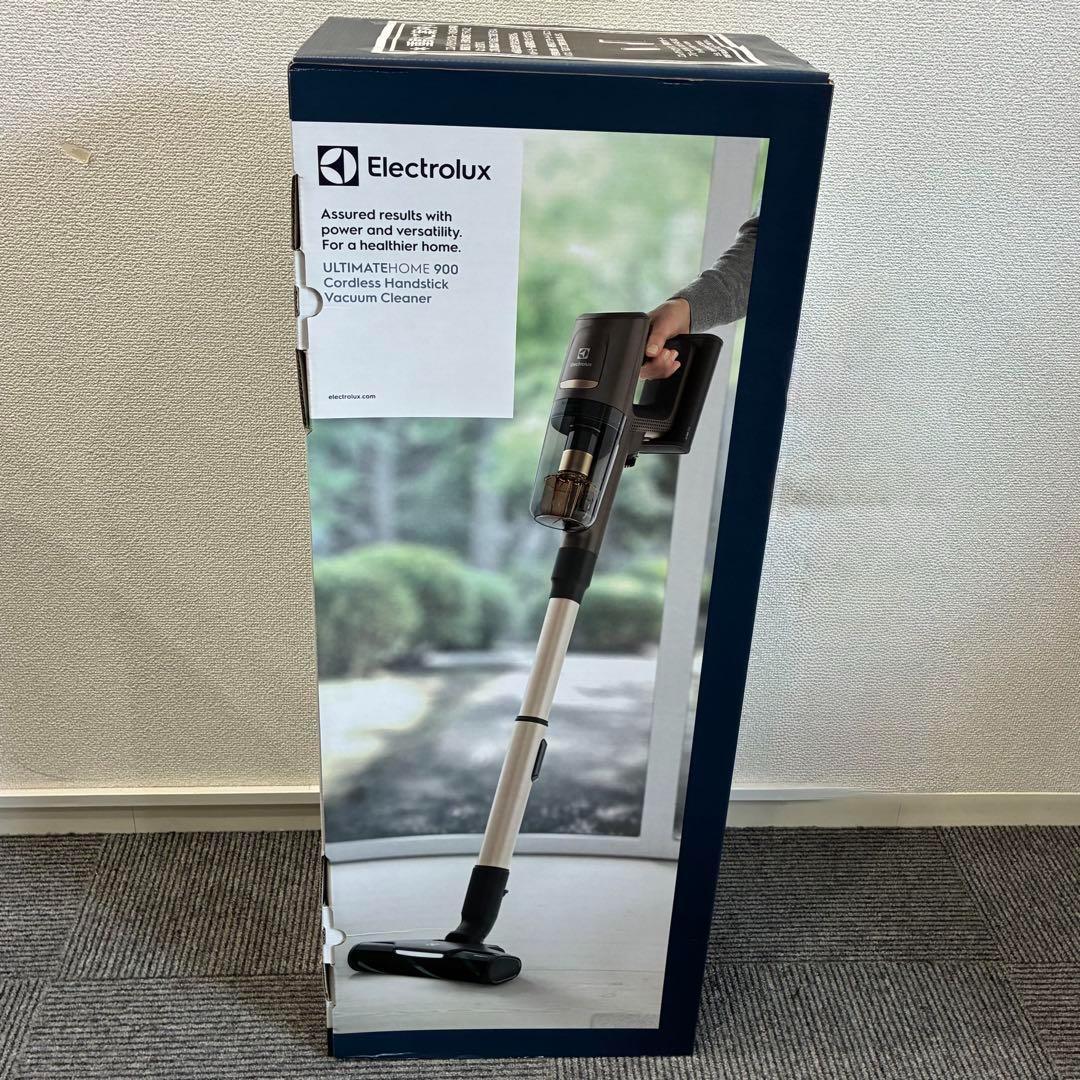 【新品未使用】エレクトロラックス サイクロン式 EFP91835