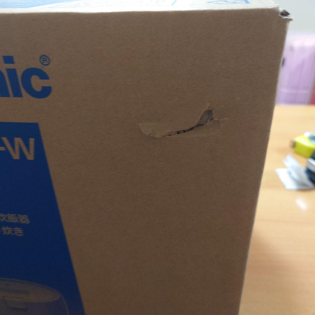 パナソニック SR-NB102-W 圧力IH 5合　未使用