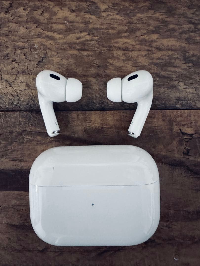 コ*ー様 【イヤホン新品交換済】Air Pods Pro 第2世代 USB-C