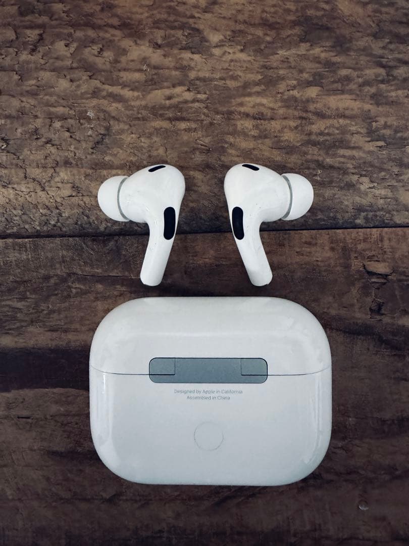 コ*ー様 【イヤホン新品交換済】Air Pods Pro 第2世代 USB-C