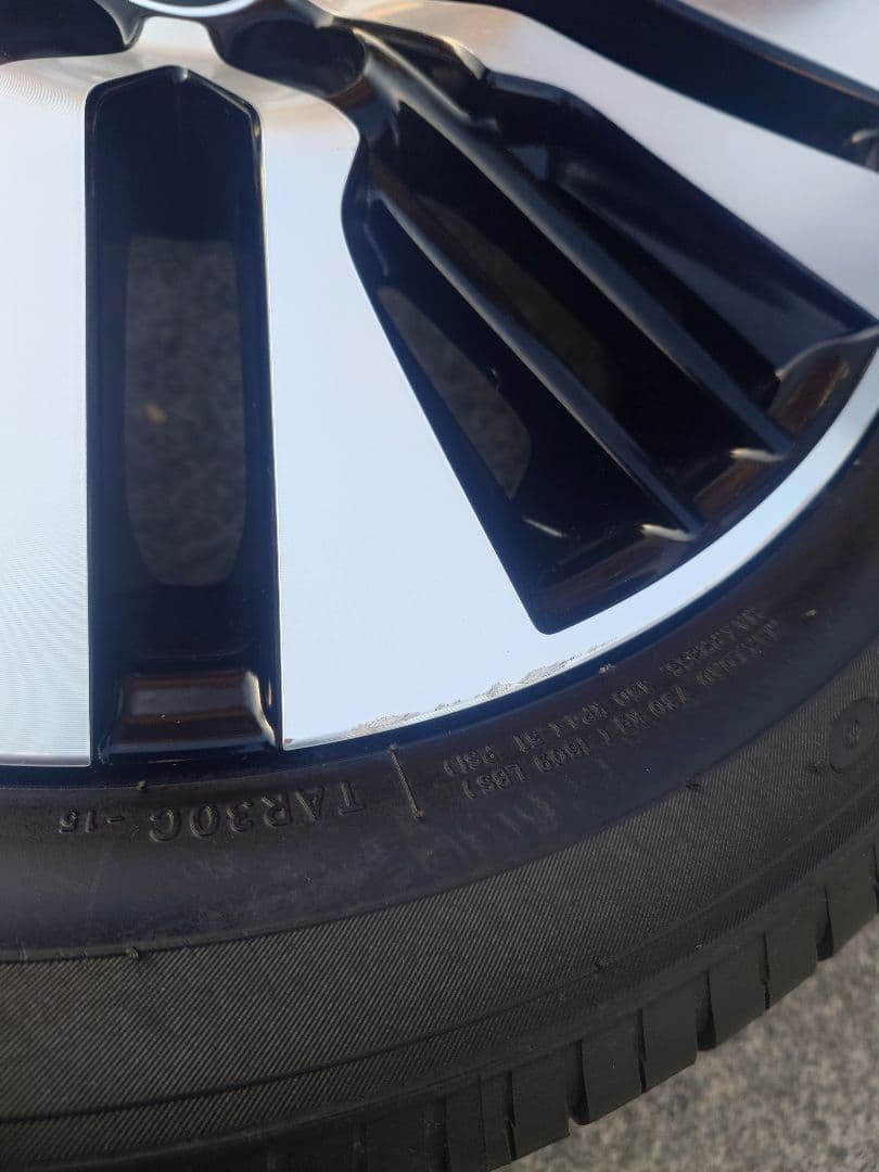 アルファード30系18インチ 純正ホイールセット