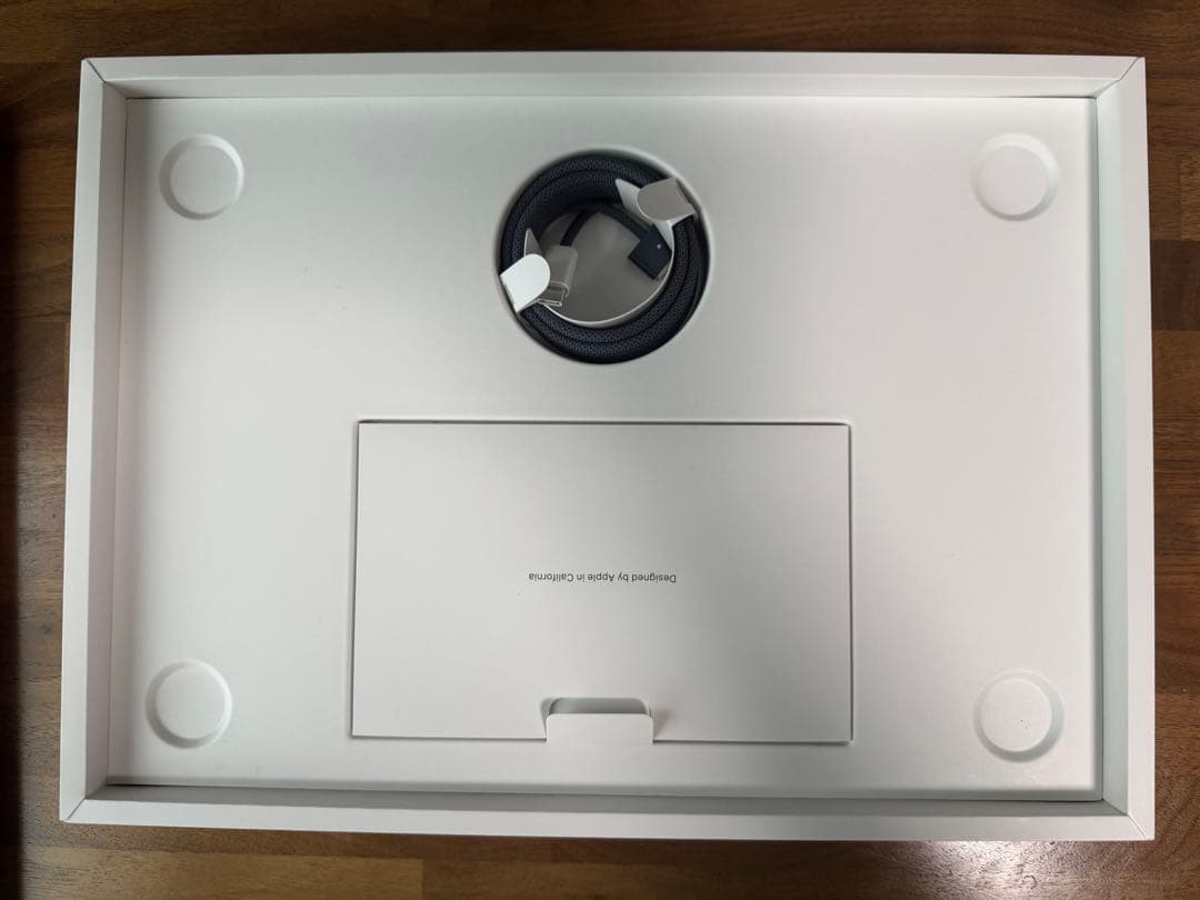 2022 M2 Macbook Air ミッドナイト