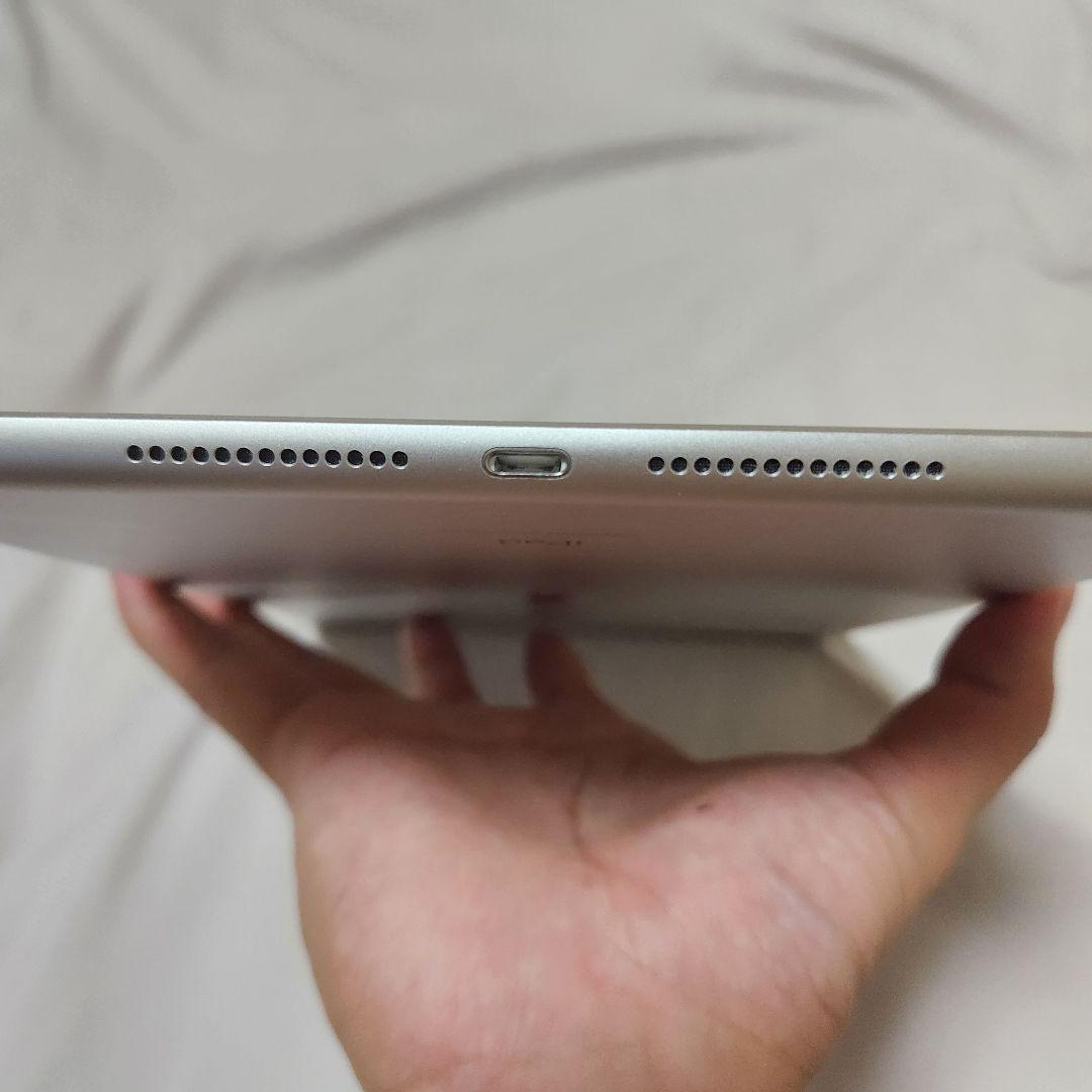 Apple iPad 第7世代 バッテリー最高容量100%