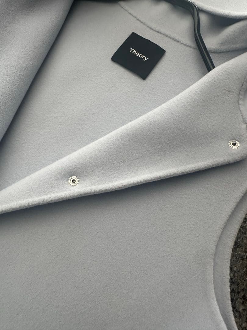 theory セオリー ベスト ジレ　アイスブルー完売