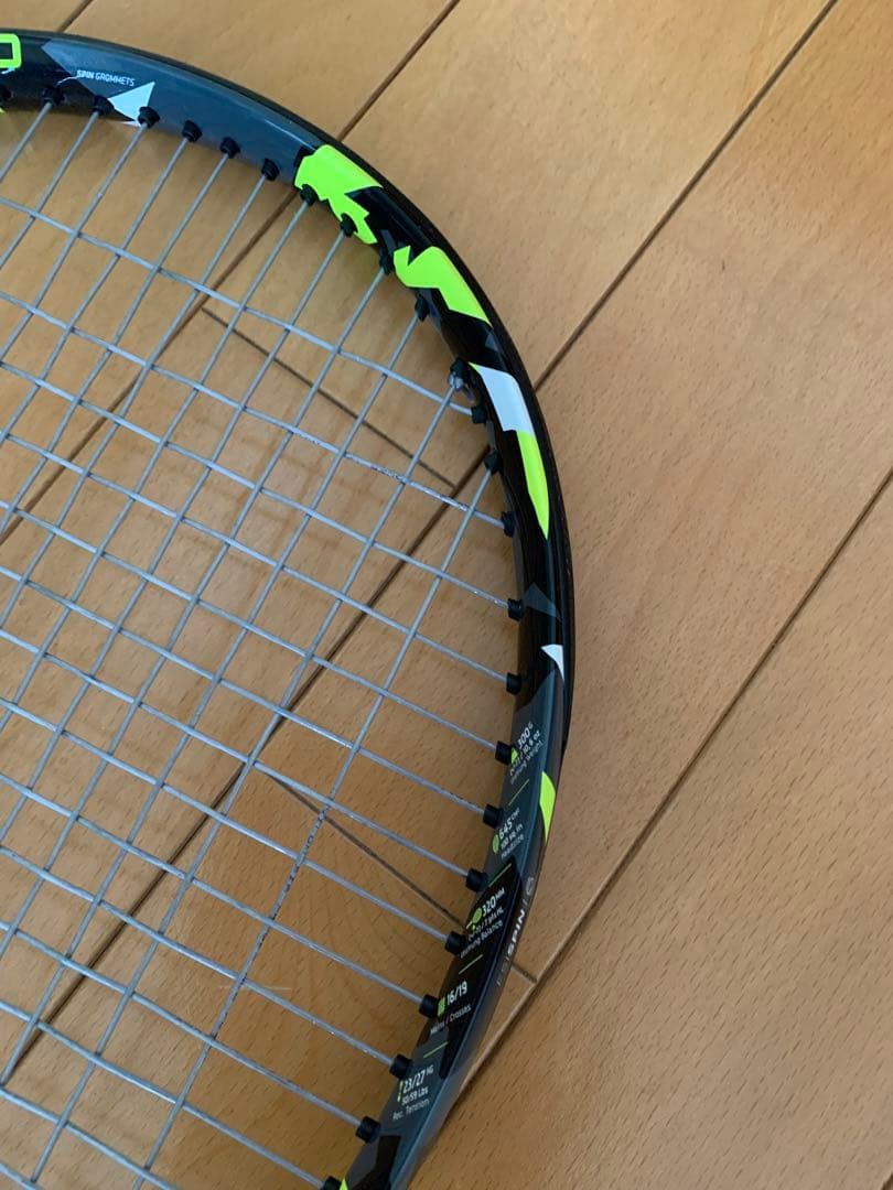 バボラ ピュアアエロ 100