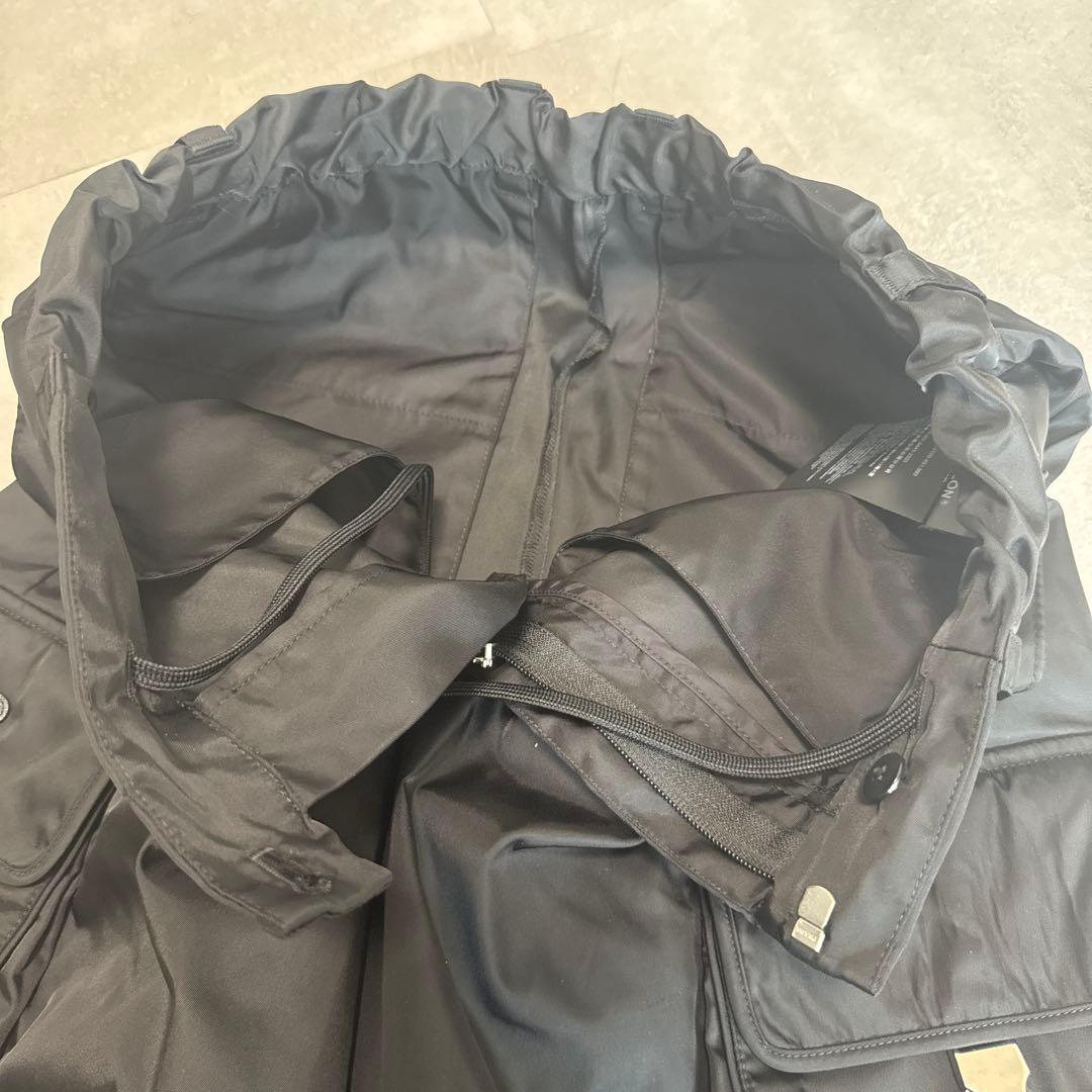 プラダRe-Nylon三角ロゴプレートバミューダカーゴハーフパンツ メンズ 44