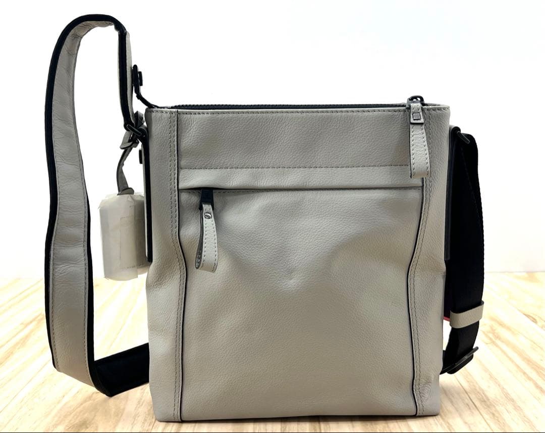 FUJITAKA フジタカ レザー ショルダーバッグ グレー