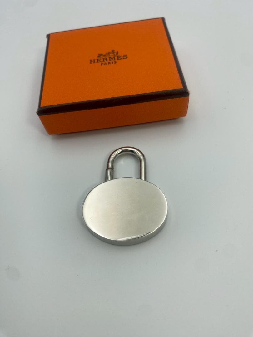 エルメス 2003 地中海 モチーフ シルバー カデナ 箱付