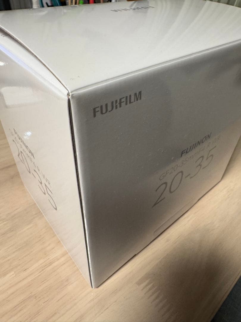 Fujinon GF20-35mm F4 R WR ズームレンズ