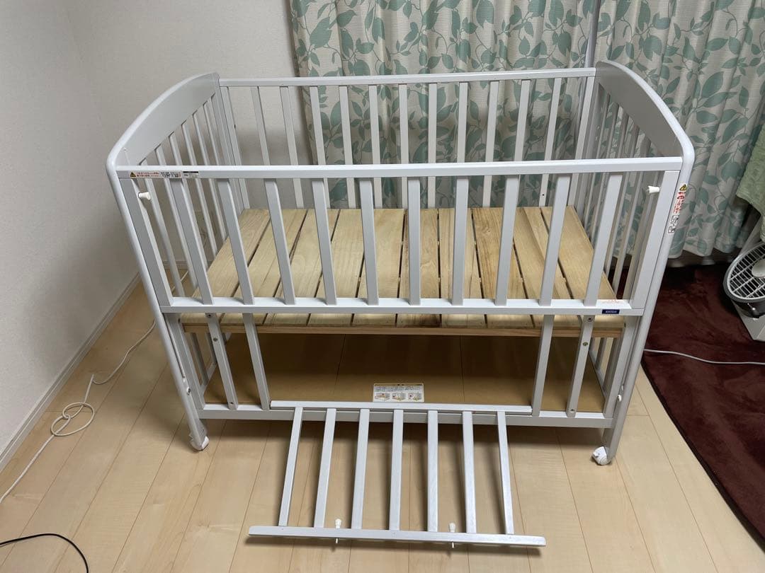 カトージ　ベビーベッド　ハイタイプ　宮城県　直接引き取りのみ