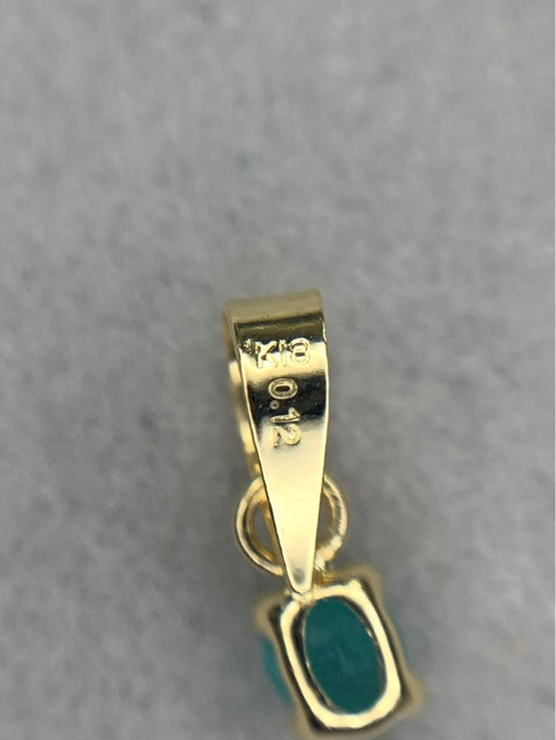 天然パライバトルマリン　0.12ct ブラジル産　K18YGペンダントヘッド
