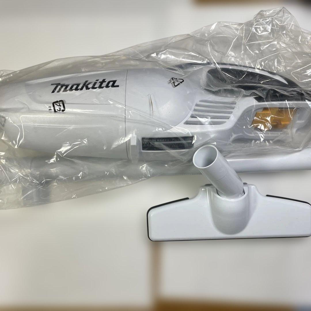 makita CL182FDZ コードレス掃除機➕急速充電器